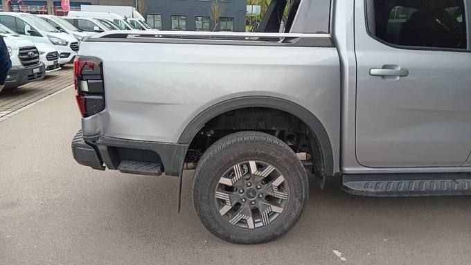 Ford Ranger Raptor – Arbeit der Carrosserie Helg
