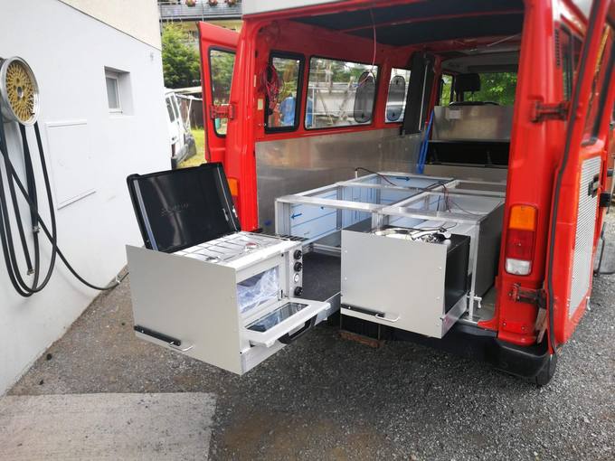 Mercedes Camper – Arbeit der Carrosserie Helg